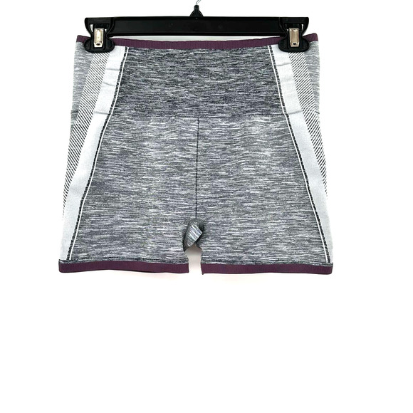 Athleta Impact Short 3.5" size medium gray purple athletic workout shorts - Picture 2 of 3